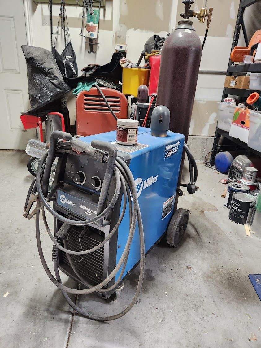 Millermatic 252 MIG welder