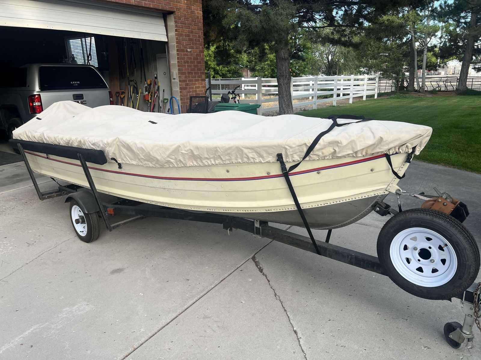 1987 Smoke Craft Aluminum Boat, 14 Ft.