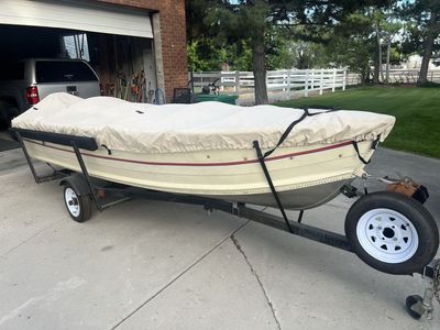 1987 Smoke Craft Aluminum Boat, 14 Ft.