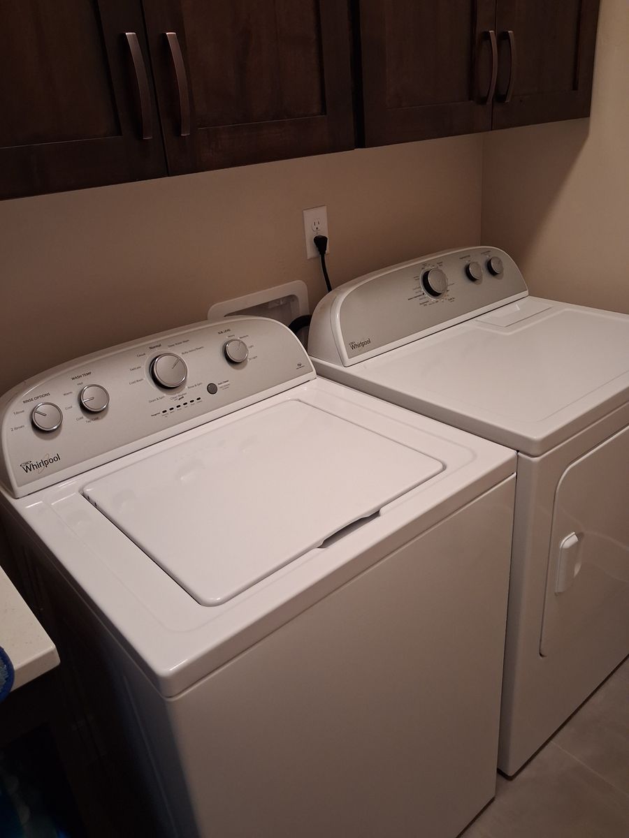 Whirlpool Washer and Electric Dryer Set
