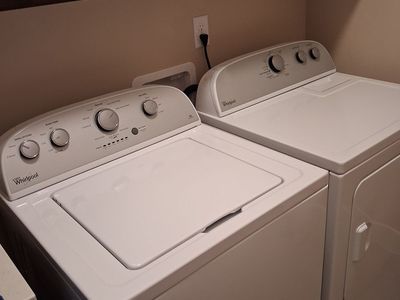 Whirlpool Washer and Electric Dryer Set