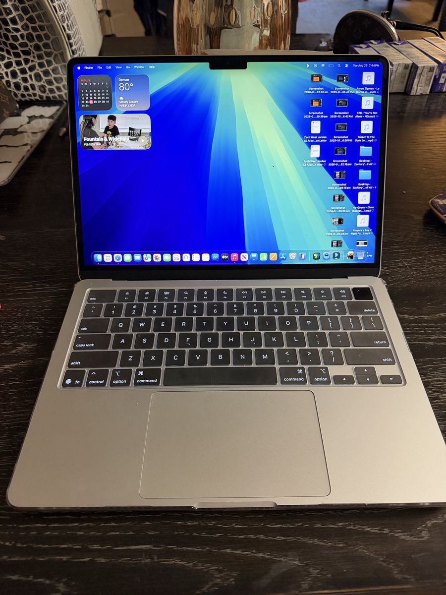 Apple MacBook Air 13-inch (M4, 2025) - 16GB RAM