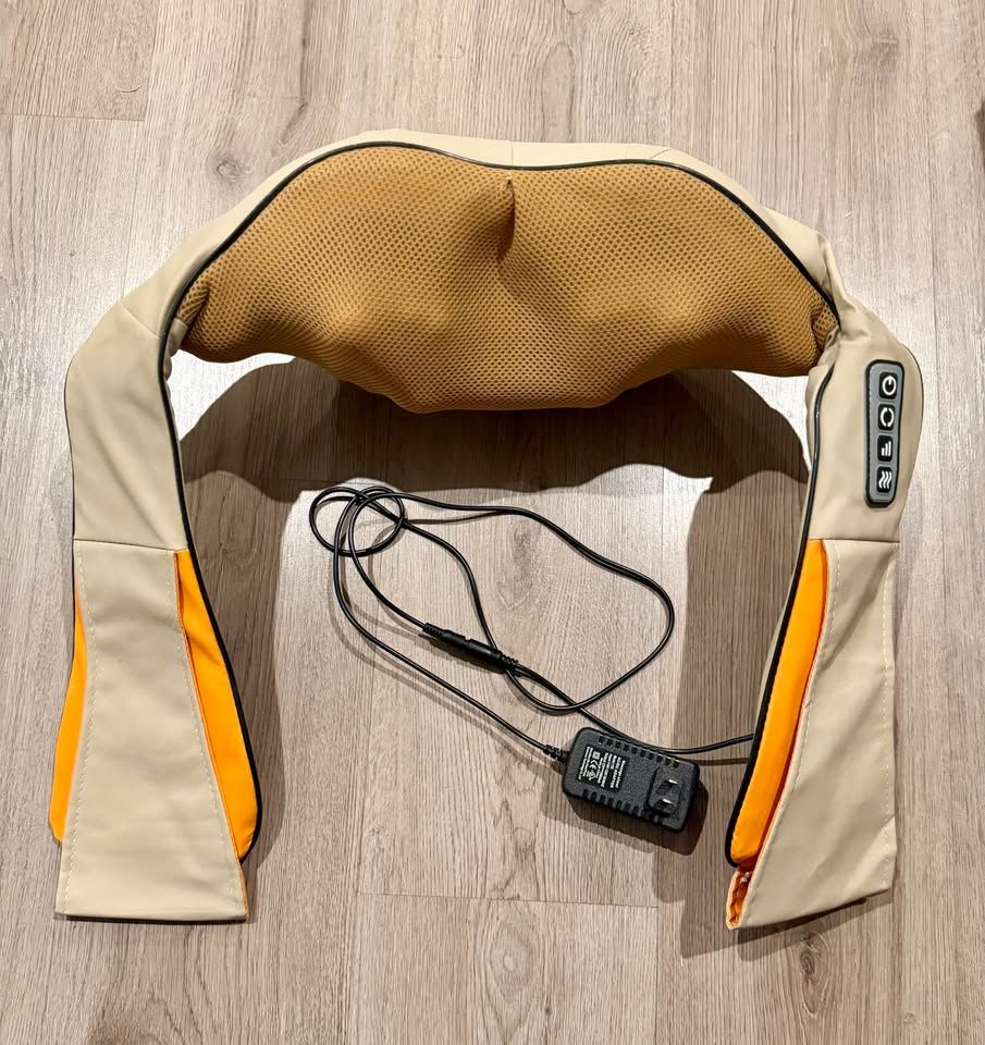 Shiatsu Neck and Shoulder Massager with Heat - Tested, Works Well