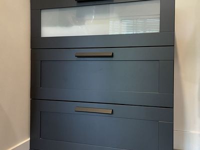 Three drawer dresser