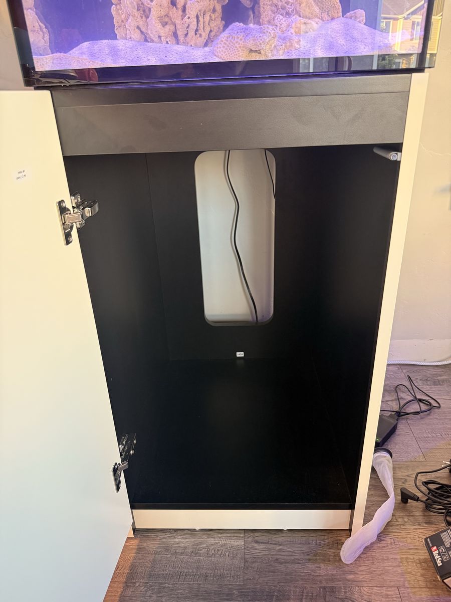 Main image 12