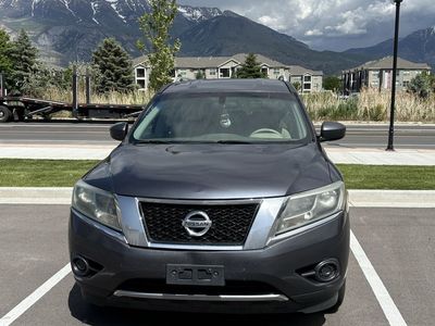 2014 Nissan Pathfinder SV