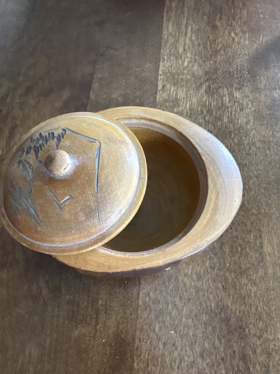 Real wood got in World War I in Japan