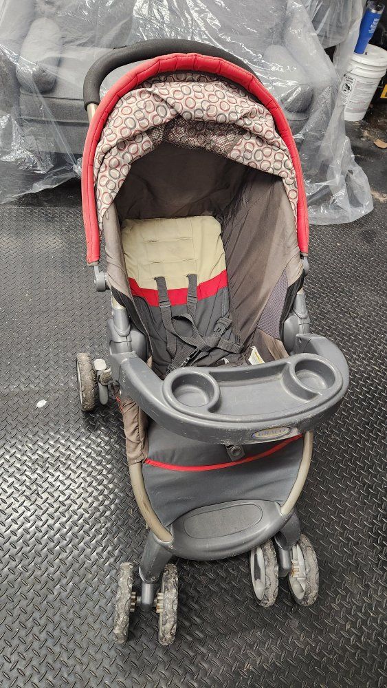 Graco Single Baby Stroller with Snack Tray & Storage Basket - Gray/Red