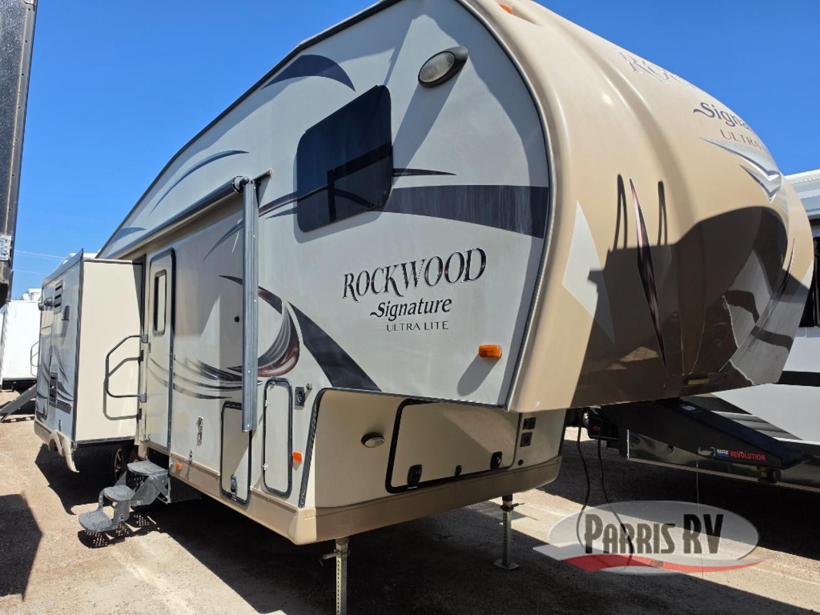Used 2016 Forest River RV Rockwood Signature Ultra Lite 8288WSA