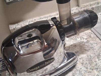 Omega Juicer Model 8006 Works Great!