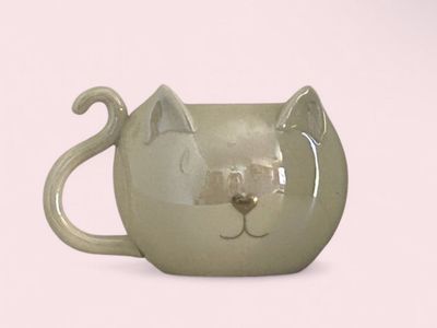 Cute White Cat-Shaped Mug with Gold Nose & Whiskers Reading ‘Catfeinated’