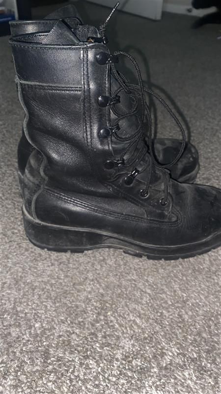 Steel Toe men's work boots. Size 7.5 Mens