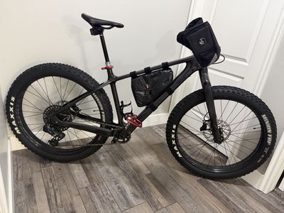 2022 Specialized Carbon Fatboy (Medium)
