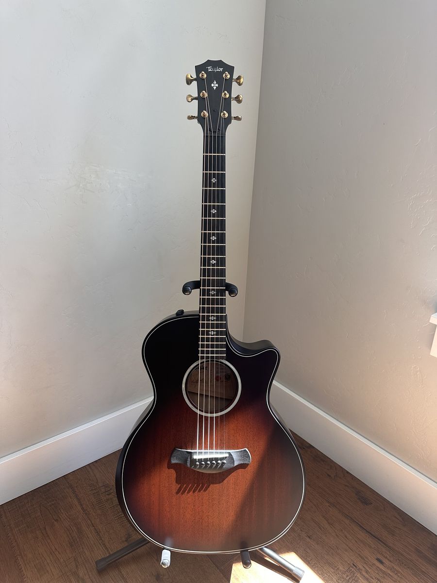 Taylor 324ce Builder's Edition Grand Auditorium Acoustic-Electric Guitar Tobacco Kona Burst
