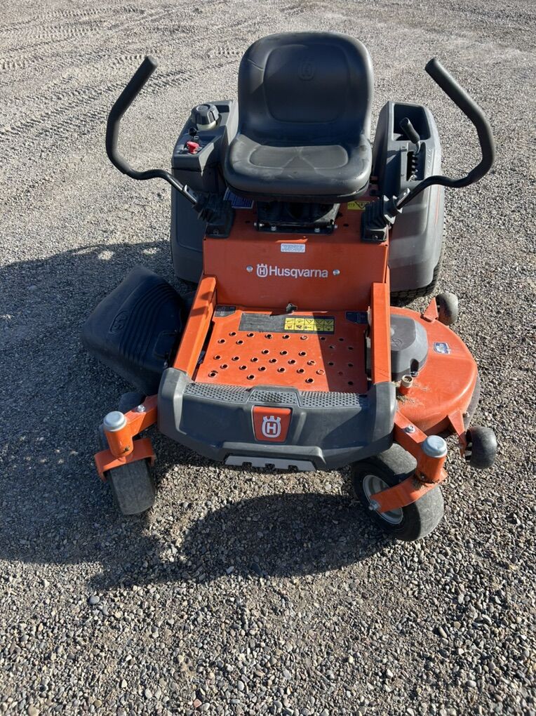 Husqavarna Zero Turn