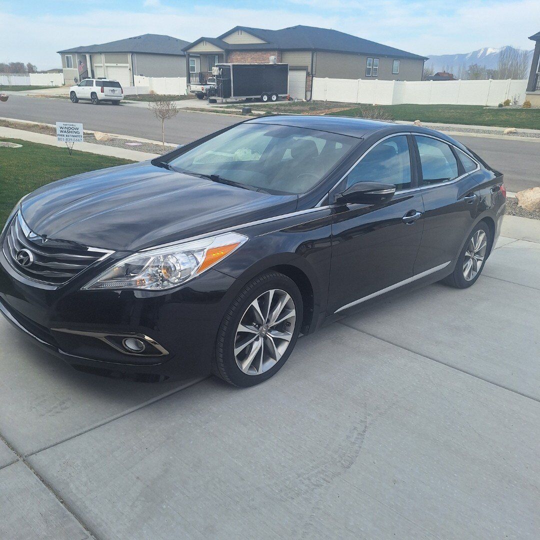 2017 HYUNDAI AZERA SE