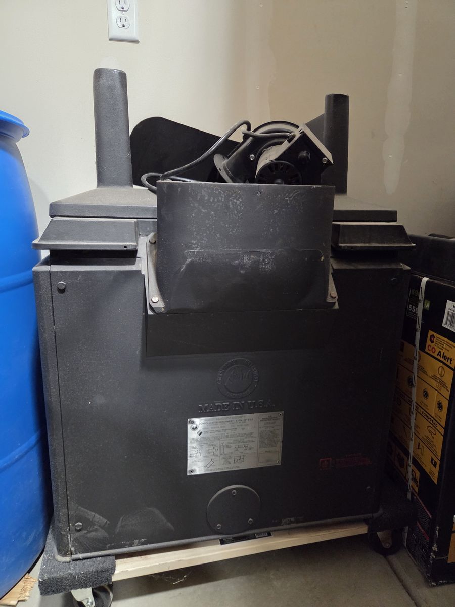 Main image 3