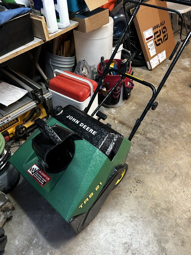John Deere Snowblower