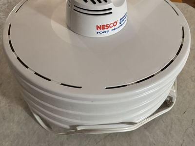 Nesco Dehydrator