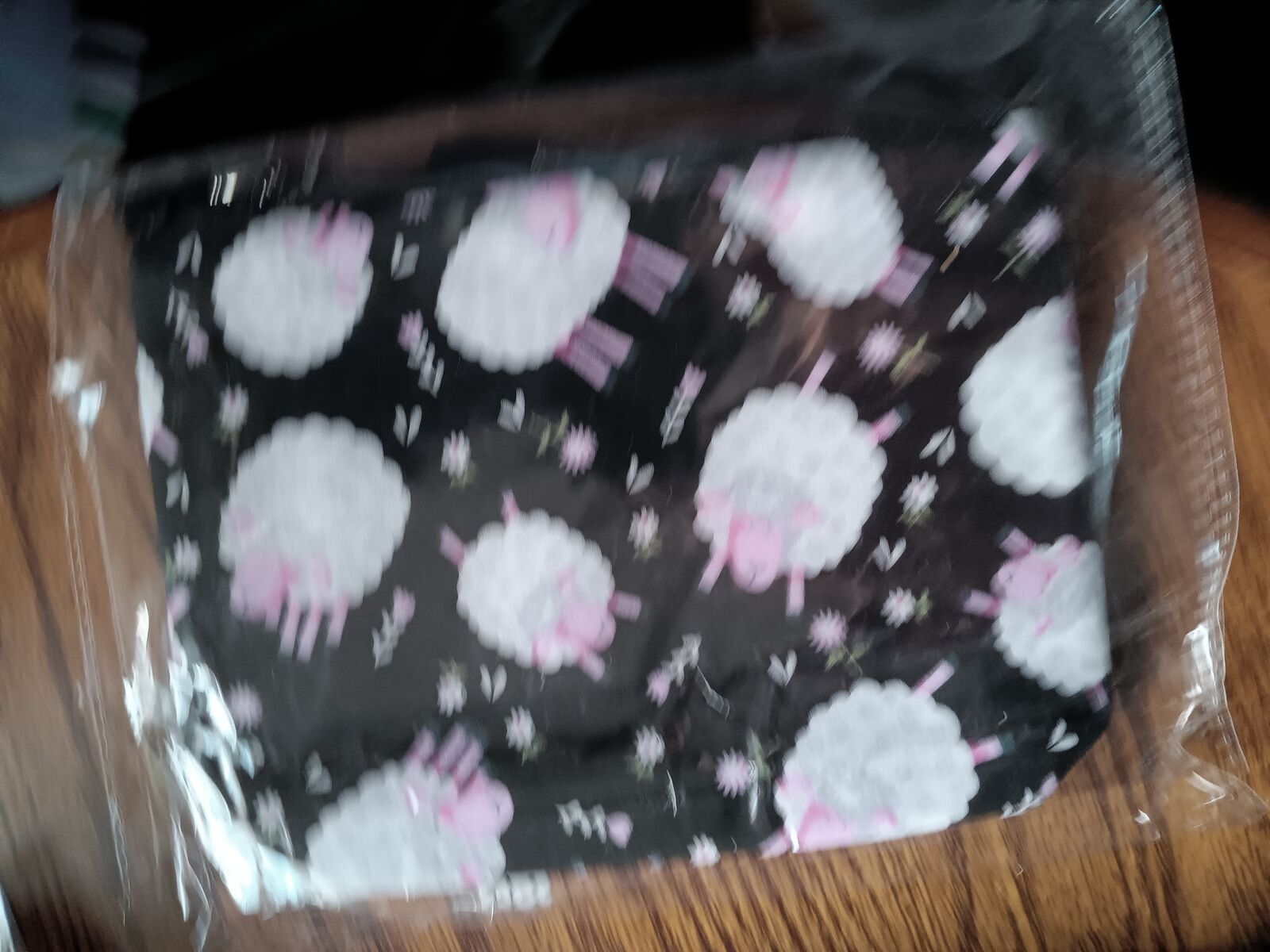 SHARI'S SEW HAPPY HOMEMADE COSMETIC BAG, COIN PURSE AND TISSUE SET