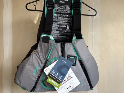 Onyx MoveVent Dynamic Paddle Sports Life Vest PFD - Adult Size XS/S Gray/Aqua