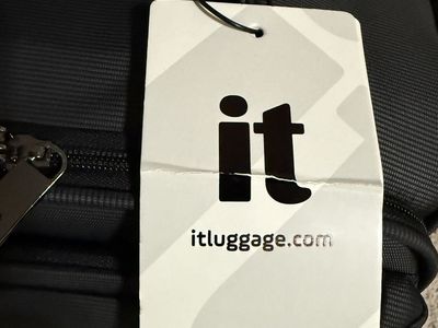 it 22" carry on luggage