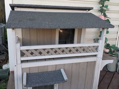 Outdoor Cat Shelter