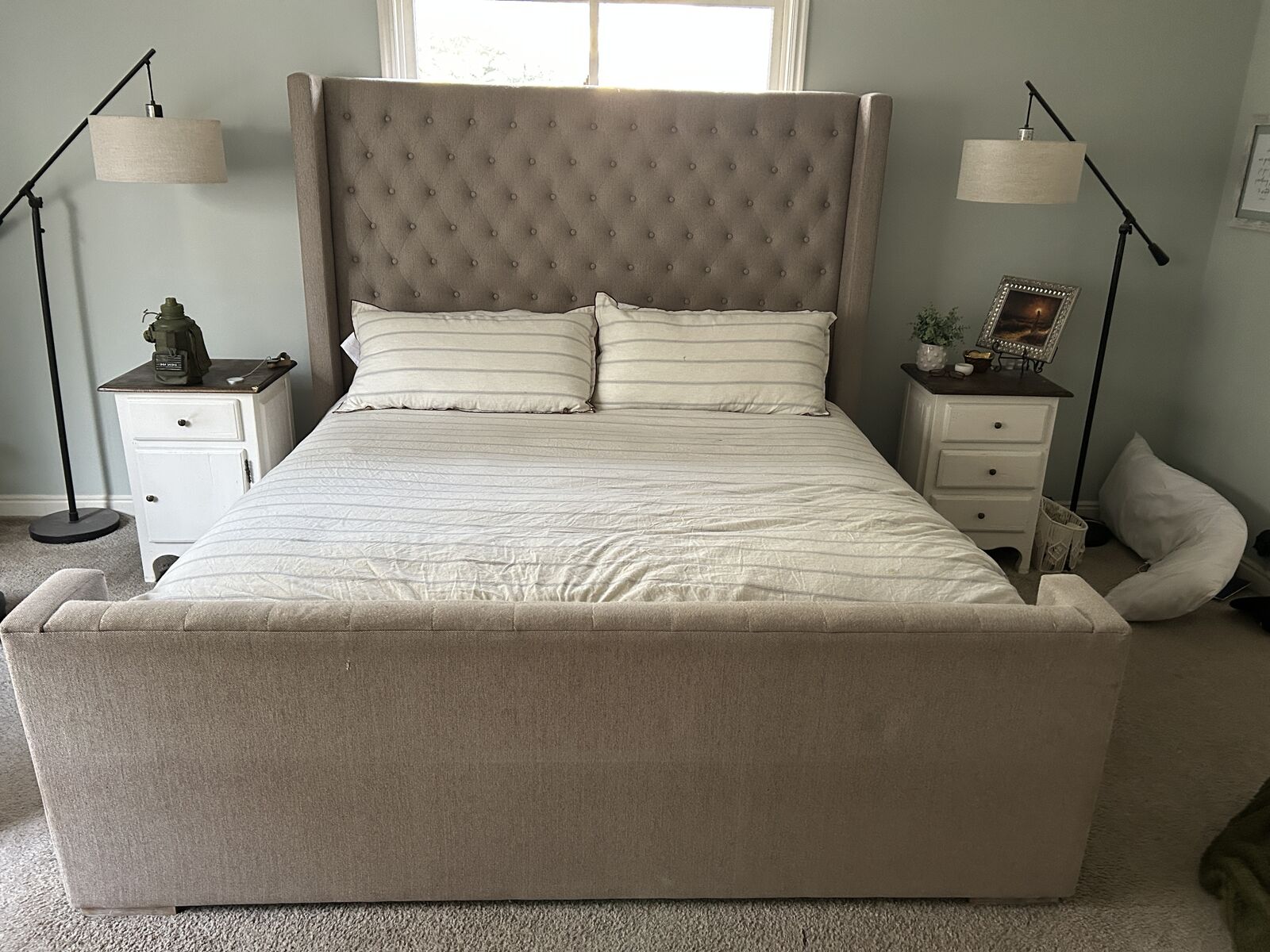 King Size upholstered bed.