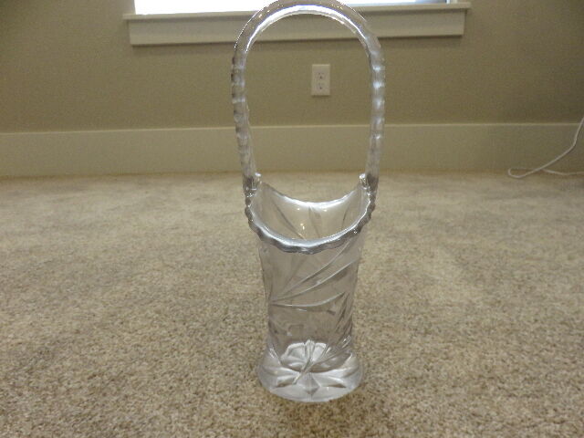 LATE 1800'S LEAD CRYSTAL BASKET WITH ORNATE GLASS PATTERNS