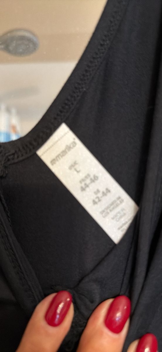 Main image 6