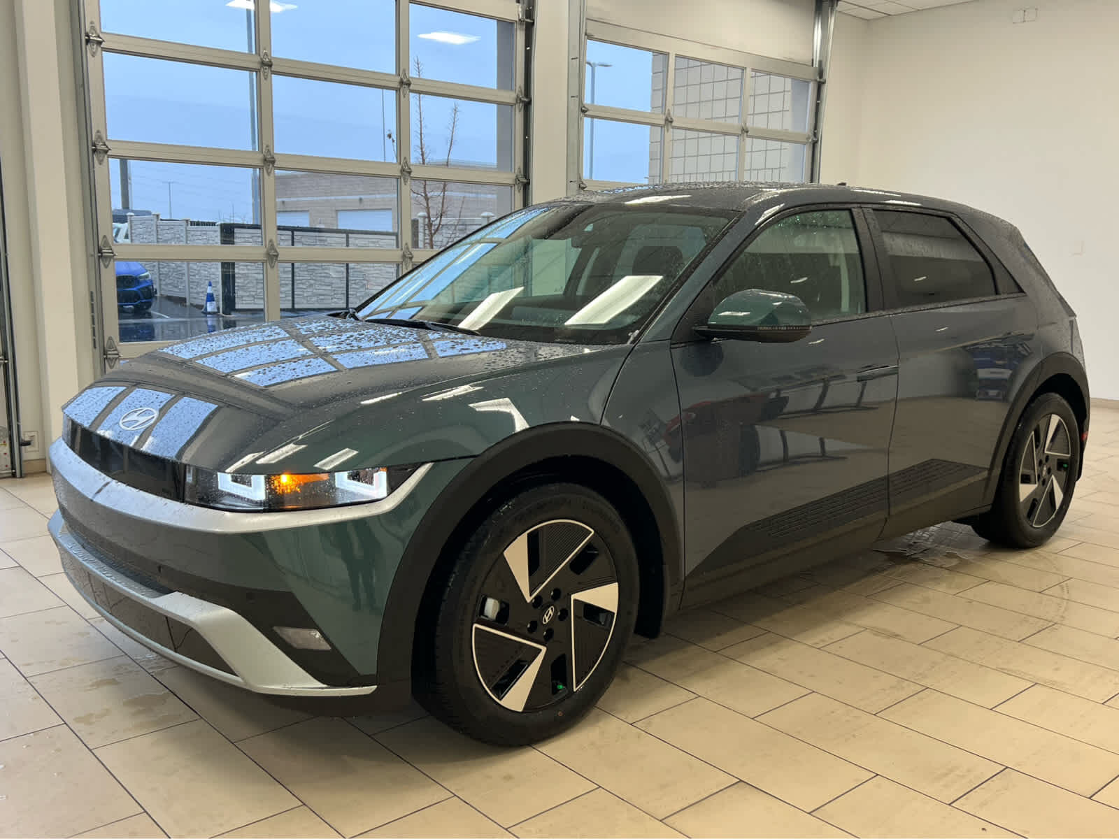 2026 Hyundai IONIQ 5 SE