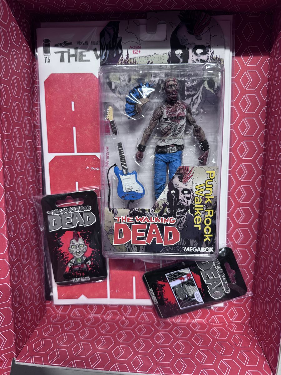 Skybound Megabox #5 "The Remains" Walking Dead
