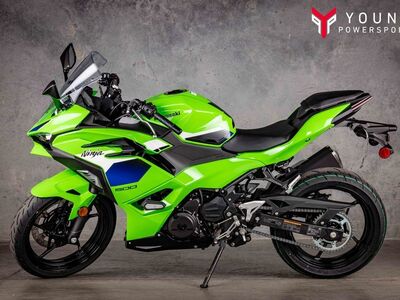 2026 Kawasaki Ninja® 500 SE ABS