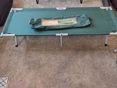 Deluxe Folding Cot