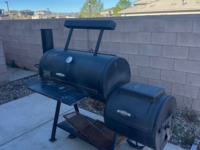 35" Offset Smoker (Loaded with Counterweight)