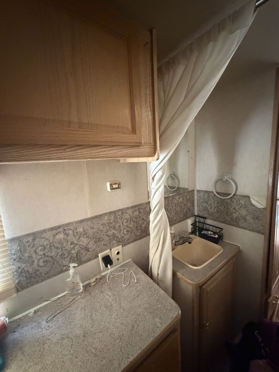 Main image 13