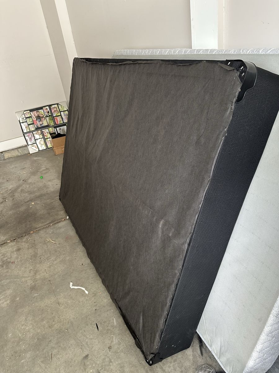 Used Queen Size Box Spring - Sturdy Foundation for Your Mattress