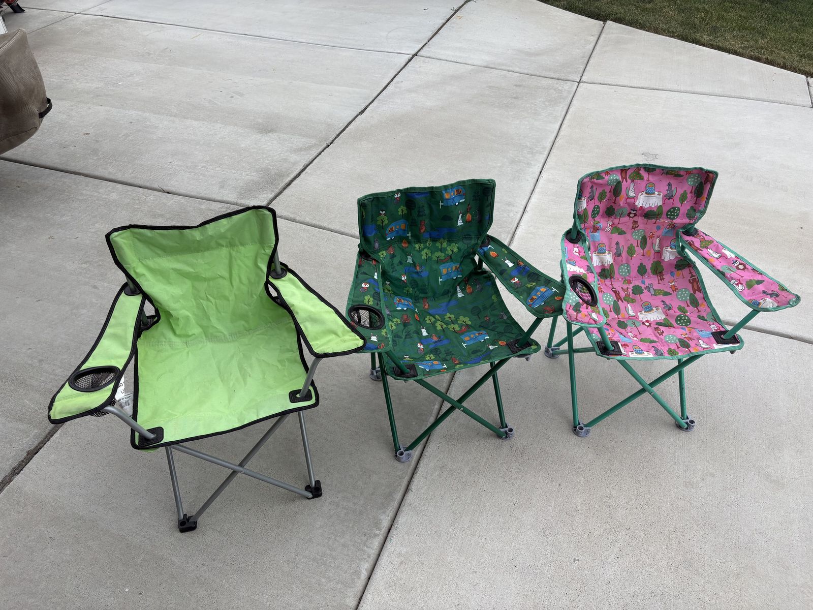Ozark kids Folding Camp Chairs - Green, Pink, & Green with Camper Print