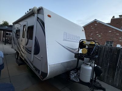 2010 lance travel trailer 1881