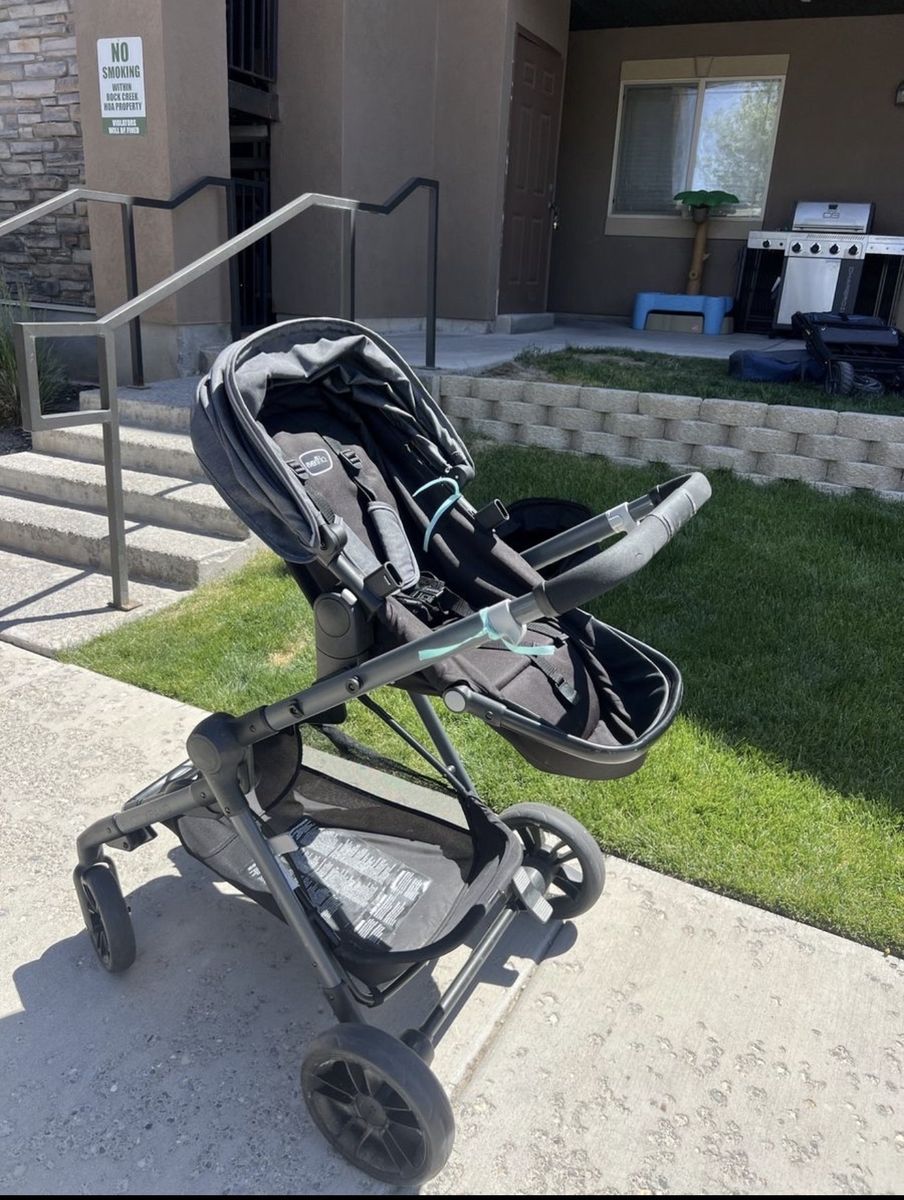 Evenflo Pivot Xpand Modular Travel System Stroller Frame & Seat