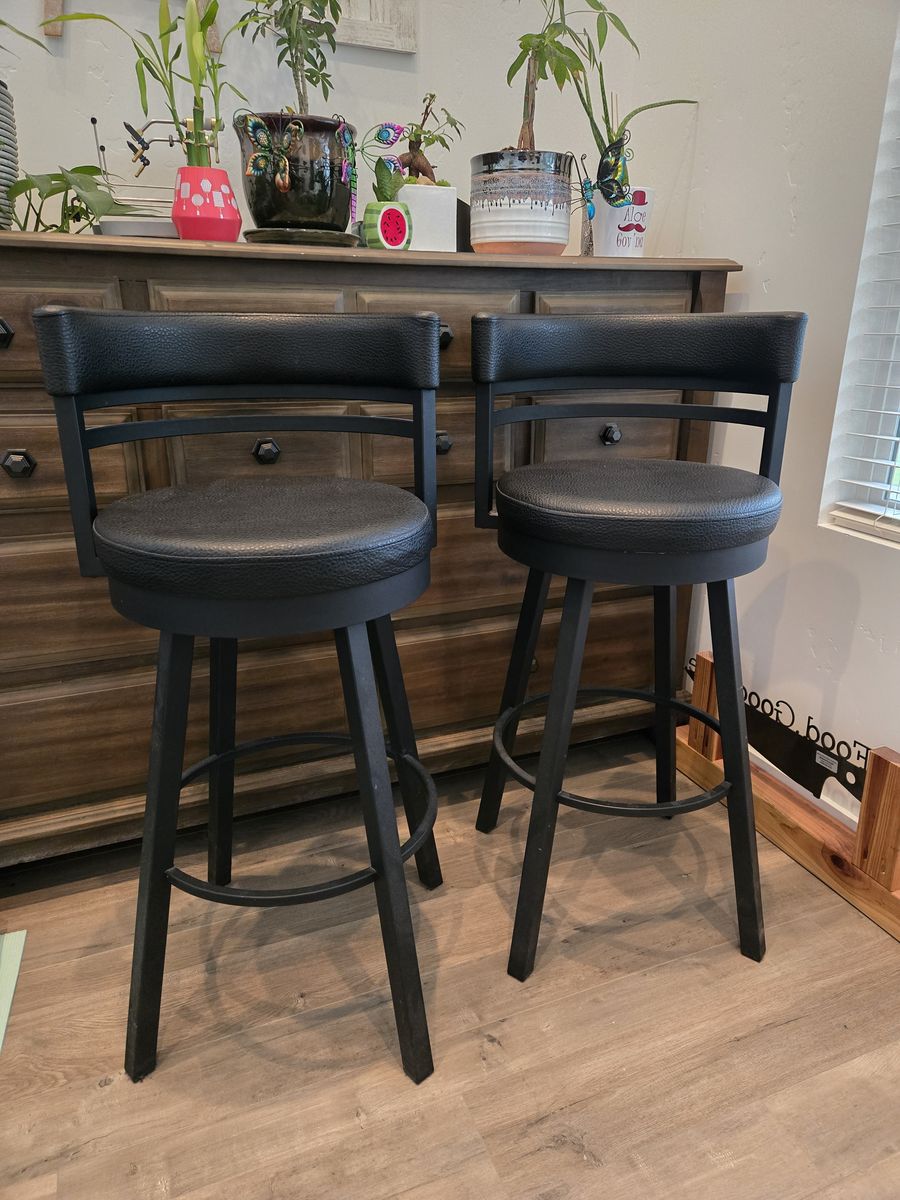 Counter Height Bar Stools