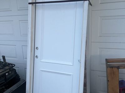 20min fire rated pre hung door (2’-8” x 7’-0”)