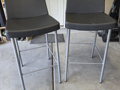 Matching Hon stool chairs