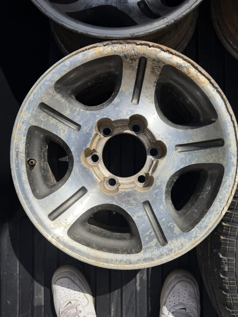 Land Cruiser 80 Series STOCK wheels