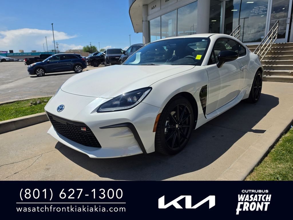 2023 Toyota GR86 Premium