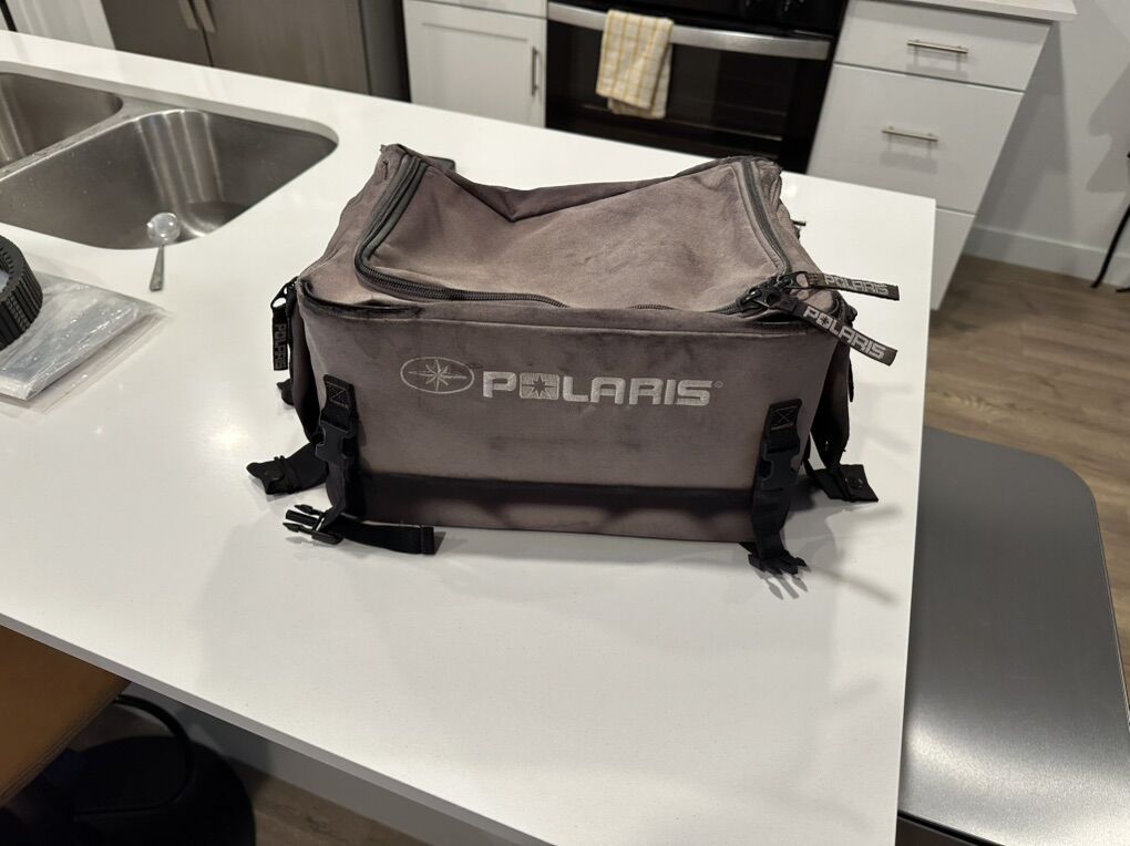Polaris Tunnel Bag