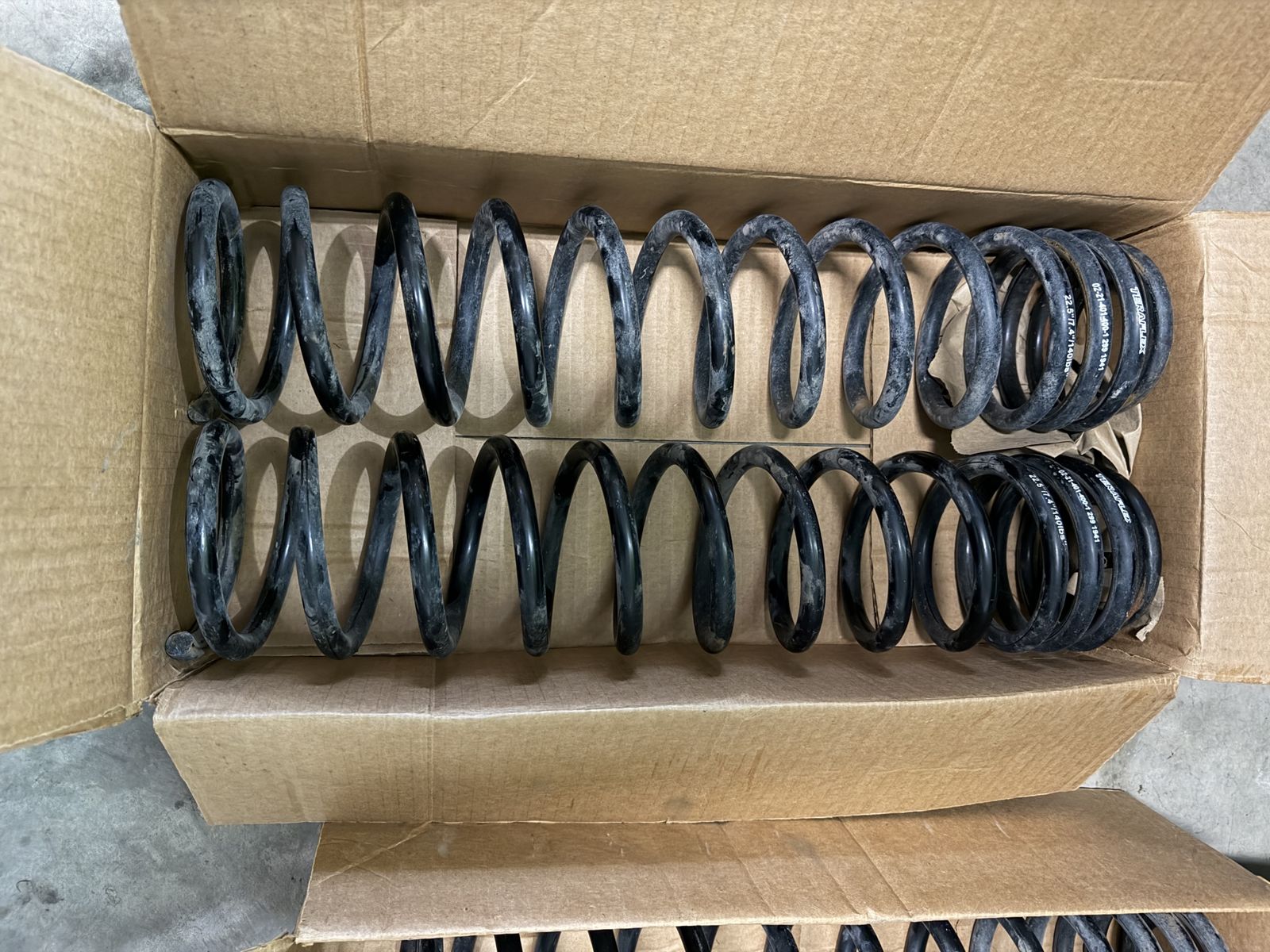 2.5 “ TeraFlex springs off of 2020 JLUR