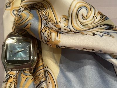 Scarf Watch Vintage Narmi