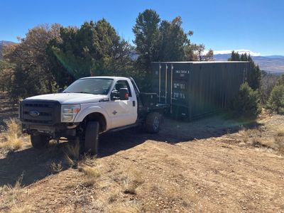 Shipping container MOUNTAIN DELIVERY