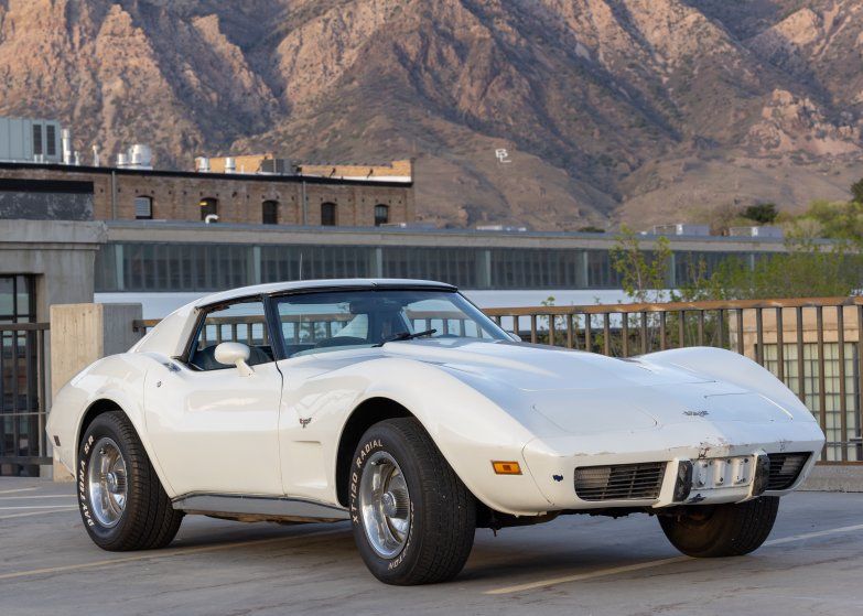 1977 CHEVROLET CORVETTE
